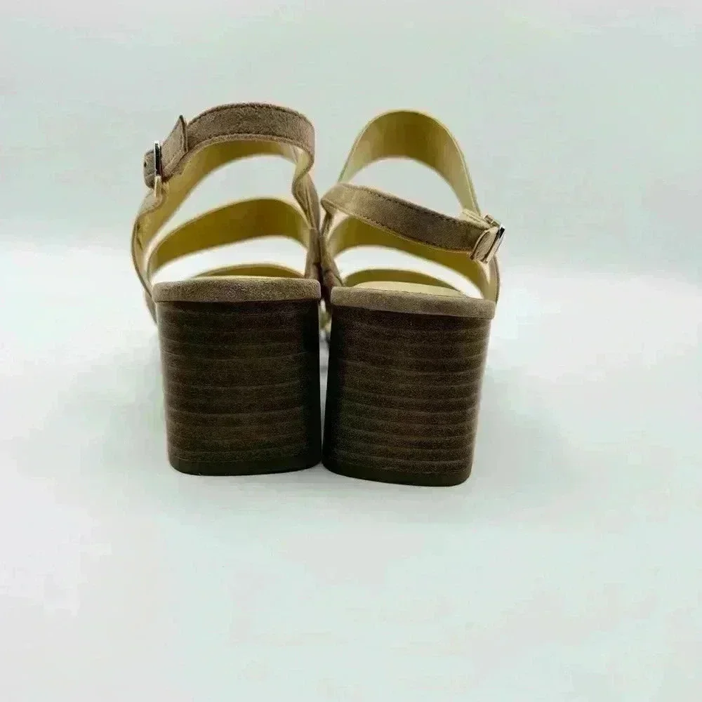 Woman’s SOLE SOCIETY Saintah Sandals Size 9M